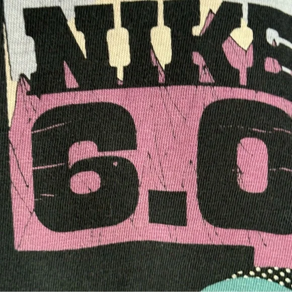 Vintage 2008 Nike SB 6.0 Black Graphic T-Shirt - Men’s Size Medium - Picture 5 of 13
